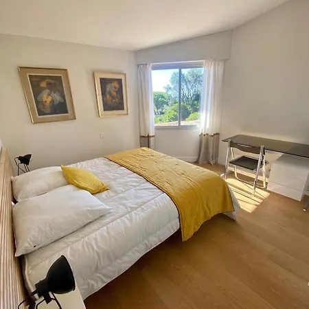 Du Parc, Cavalaire-sur-Mer